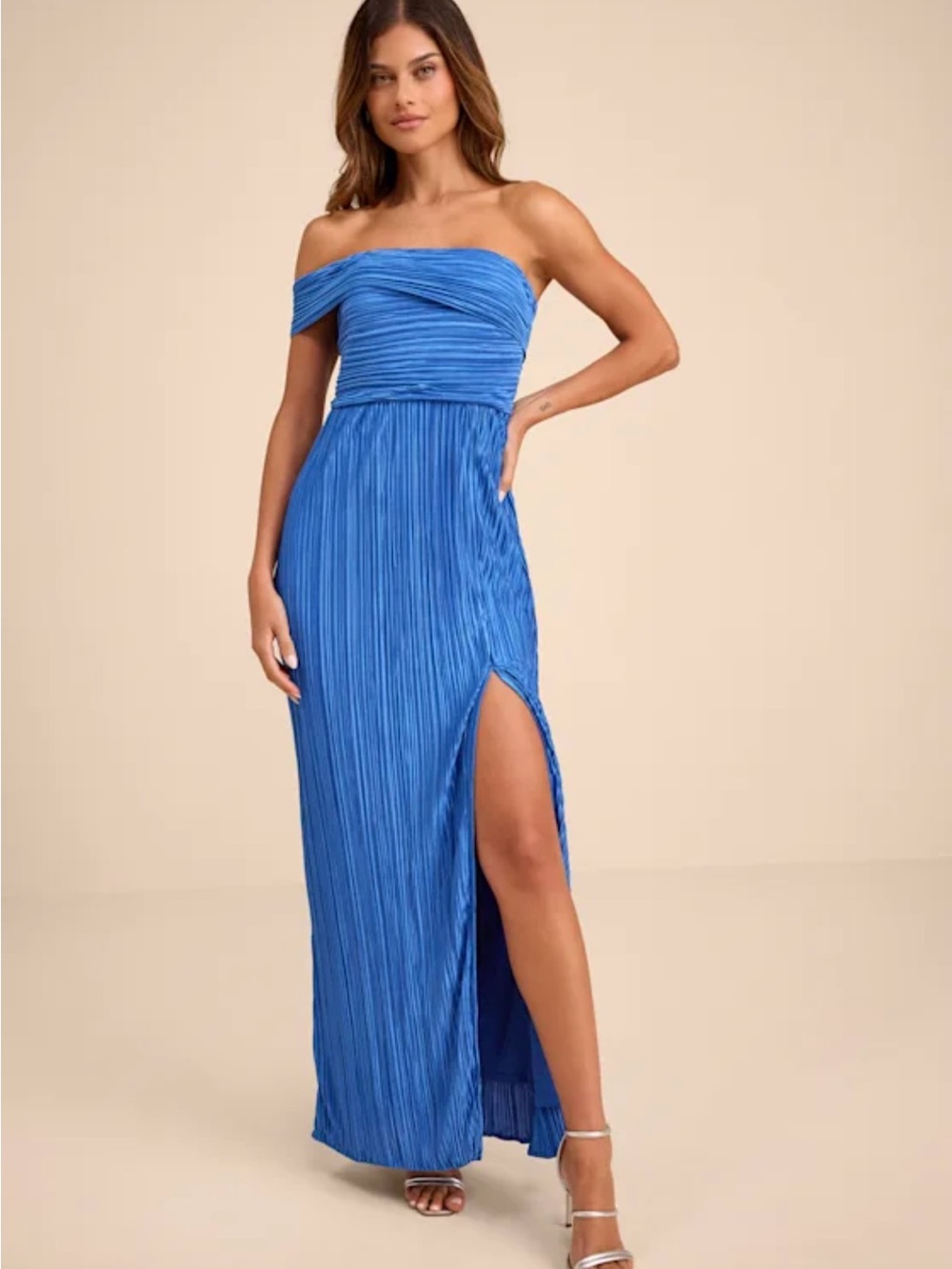 Elegant Strapless Blue Pleated Maxi Dress with Side Slit